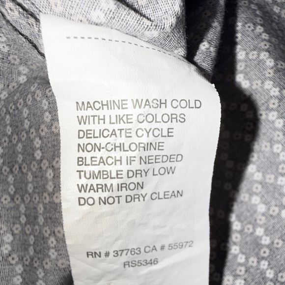 Perry Ellis Slim Fit Long Sleeve Button-Up Shirt Men’s M Black White Micro Print - Picture 8 of 12